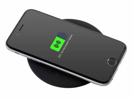 Беспроводное зарядное устройство с подсветкой логотипа "Moon spot", 10 Вт, soft-touch