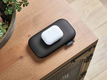 Внешний аккумулятор с беспроводной колонкой Powersound, черный