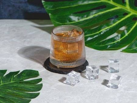 Вращающийся бокал для виски на сланцевом костере "Ventura"