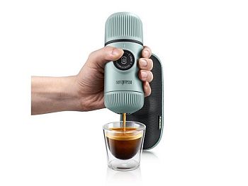 Ручная мини-кофемашина (WACACO Nanopresso) WCCRTCBL (Ручная мини-кофемашина цв. Arctic Blue) Ручная мини-кофемашина (WACACO Nanopresso) WCCRTCBL (Ручная мини-кофемашина цв. Arctic Blue)