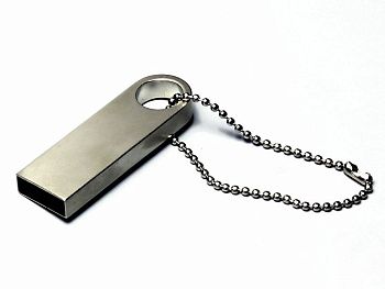 USB 2.0-флешка на 4 Гб с мини чипом и круглым отверстием, серебристый USB 2.0-флешка на 4 Гб с мини чипом и круглым отверстием, серебристый