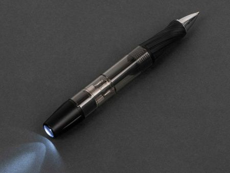 Многофункциональный инструмент 7-в-1 c фонариком «Joker», черный