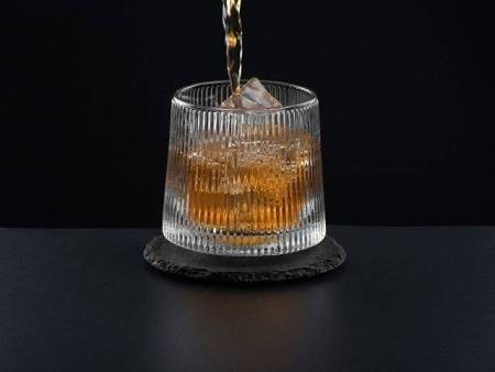 Вращающийся бокал для виски на сланцевом костере "Ventura"