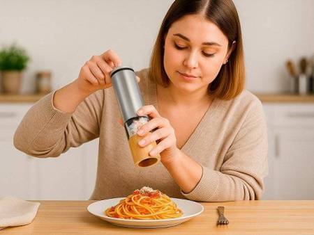 Электрическая мельница для специй, на батарейках "Clove"